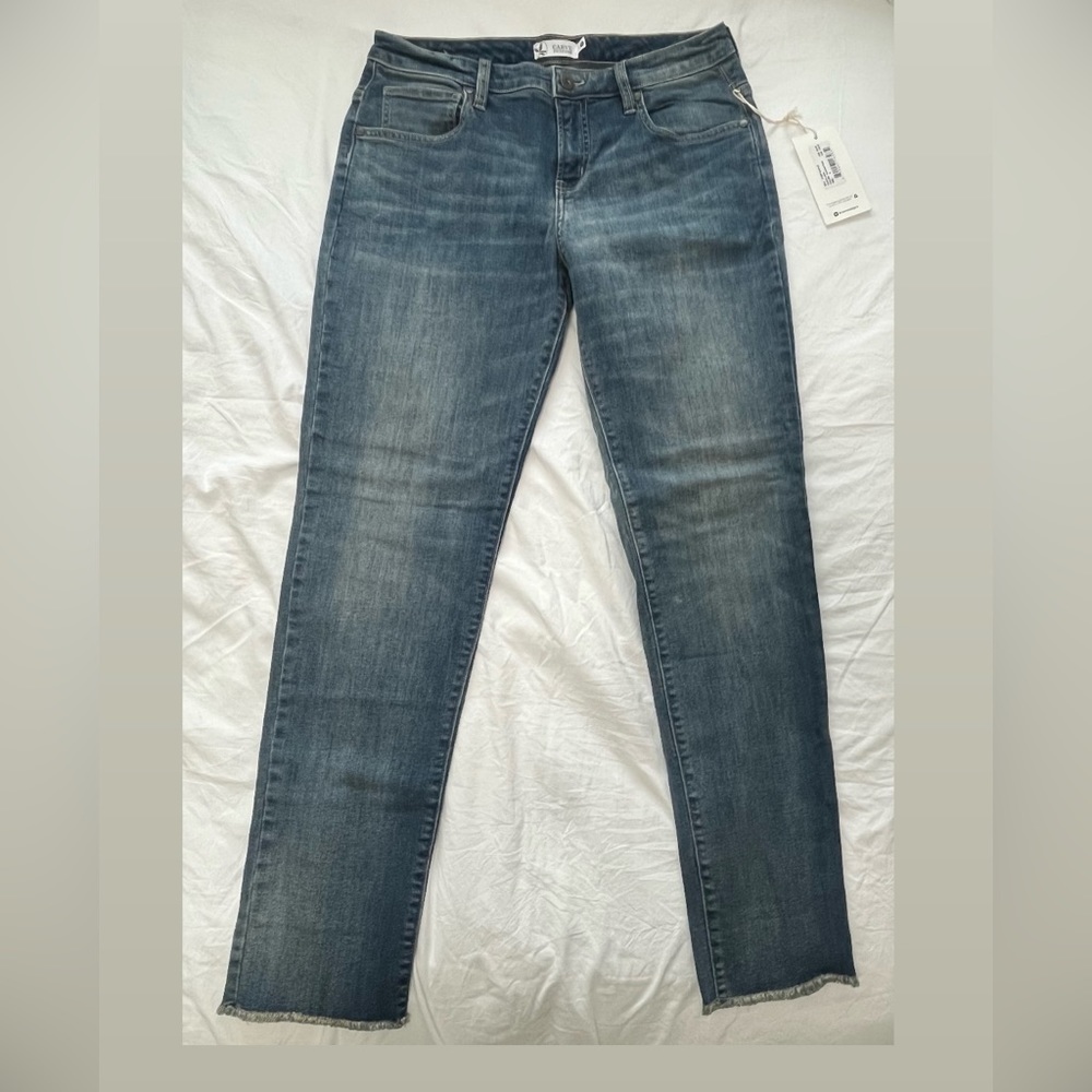 Carve Designs, size 8